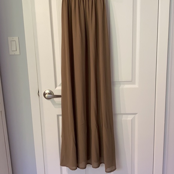 Show me your Mumu Hacienda Maxi Dress Dune - Picture 5 of 7